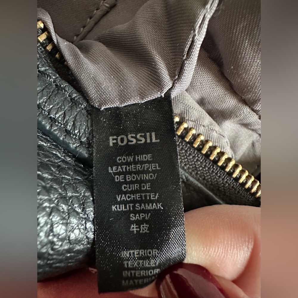 FOSSIL! EUC!! Black Leather Crossbody Bag - Picture 10 of 16